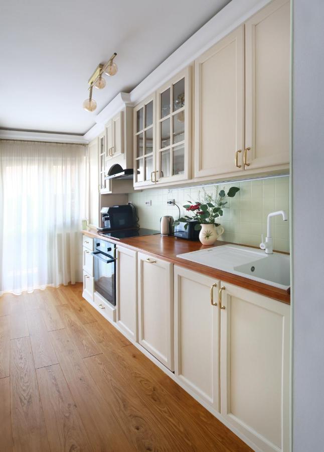Premium Central Apartment Braşov Exteriör bild